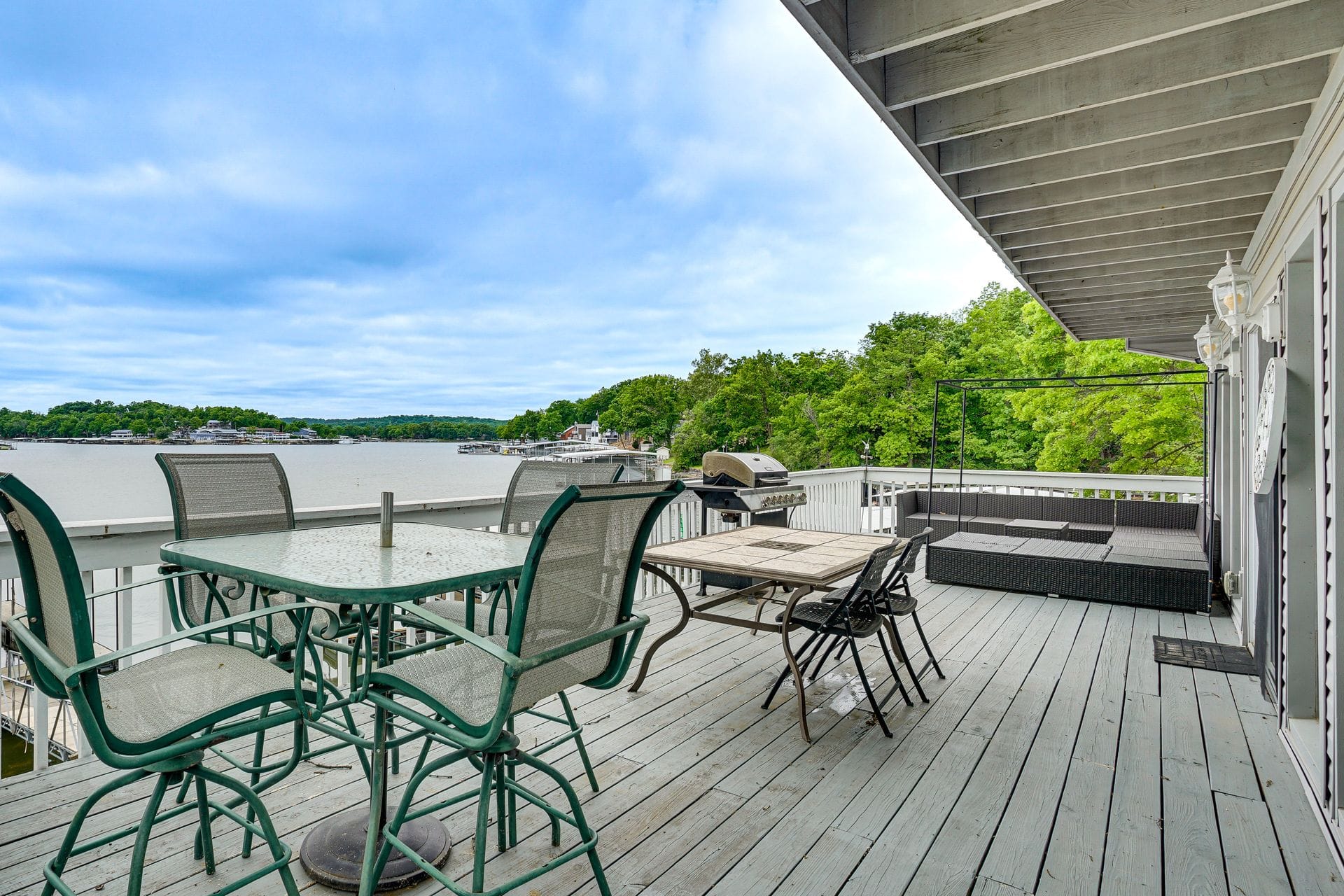 Lake house with a private dock near H Toads, Lake Ozark